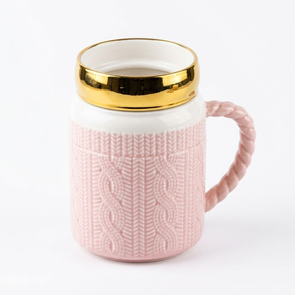 Soft Pink Knit-Pattern Ceramic Mug with Gold Mirror Lid